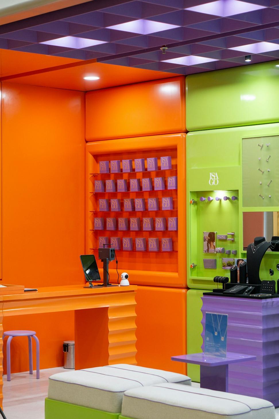 Queen West Boutique